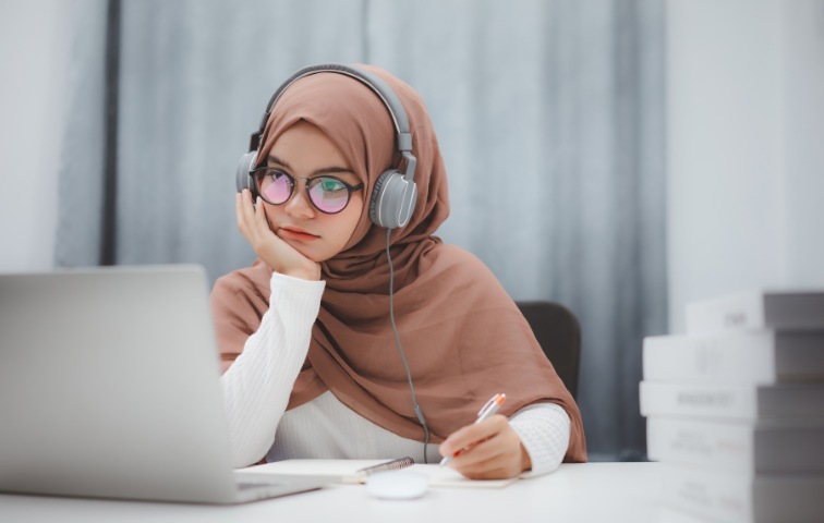 Explore Skill Learning<br />

