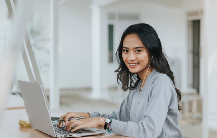 Comparing the Top 10 Skill Learning Platforms for You